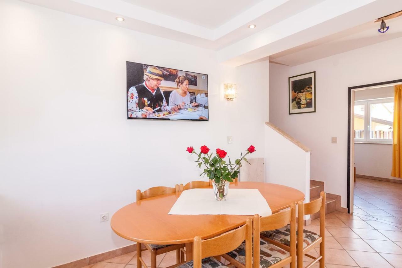 Villa California Пореч Экстерьер фото