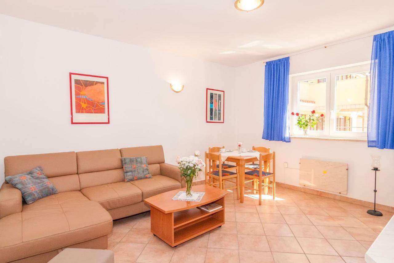Villa California Пореч Экстерьер фото