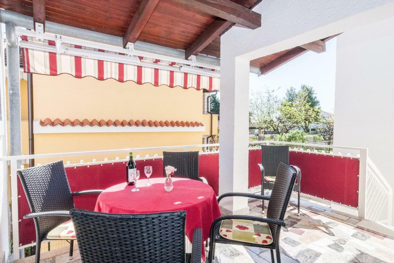 Villa California Пореч Экстерьер фото