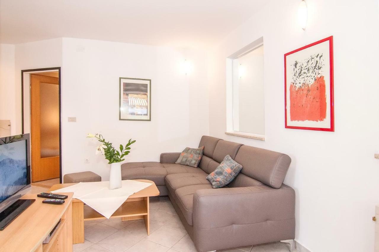 Villa California Пореч Экстерьер фото